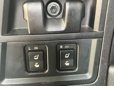 Used 2022 Toyota Sequoia Nightshade image 23