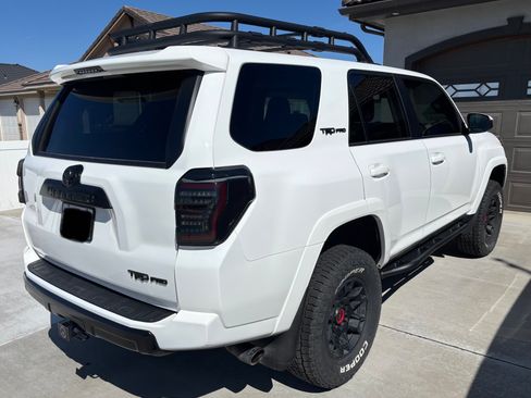 Used 2022 Toyota 4Runner TRD Pro AWD/4WD image 5