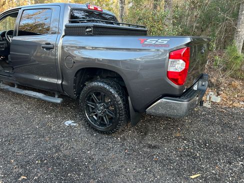 Used 2020 Toyota Tundra SR5 image 13