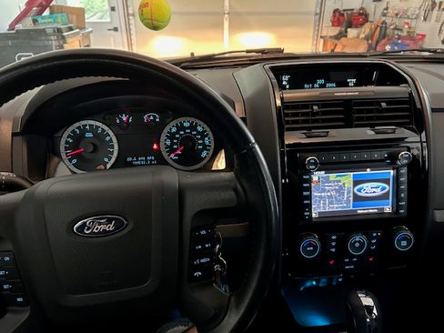 Used 2012 Ford Escape Limited FWD image 20