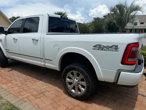 Used 2019 RAM 2500 Limited AWD/4WD image 14