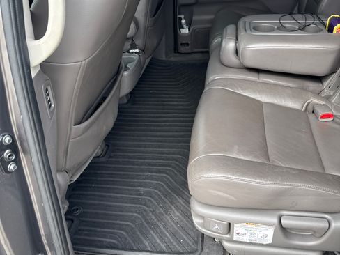 Used 2012 Honda Odyssey Touring Elite image 10