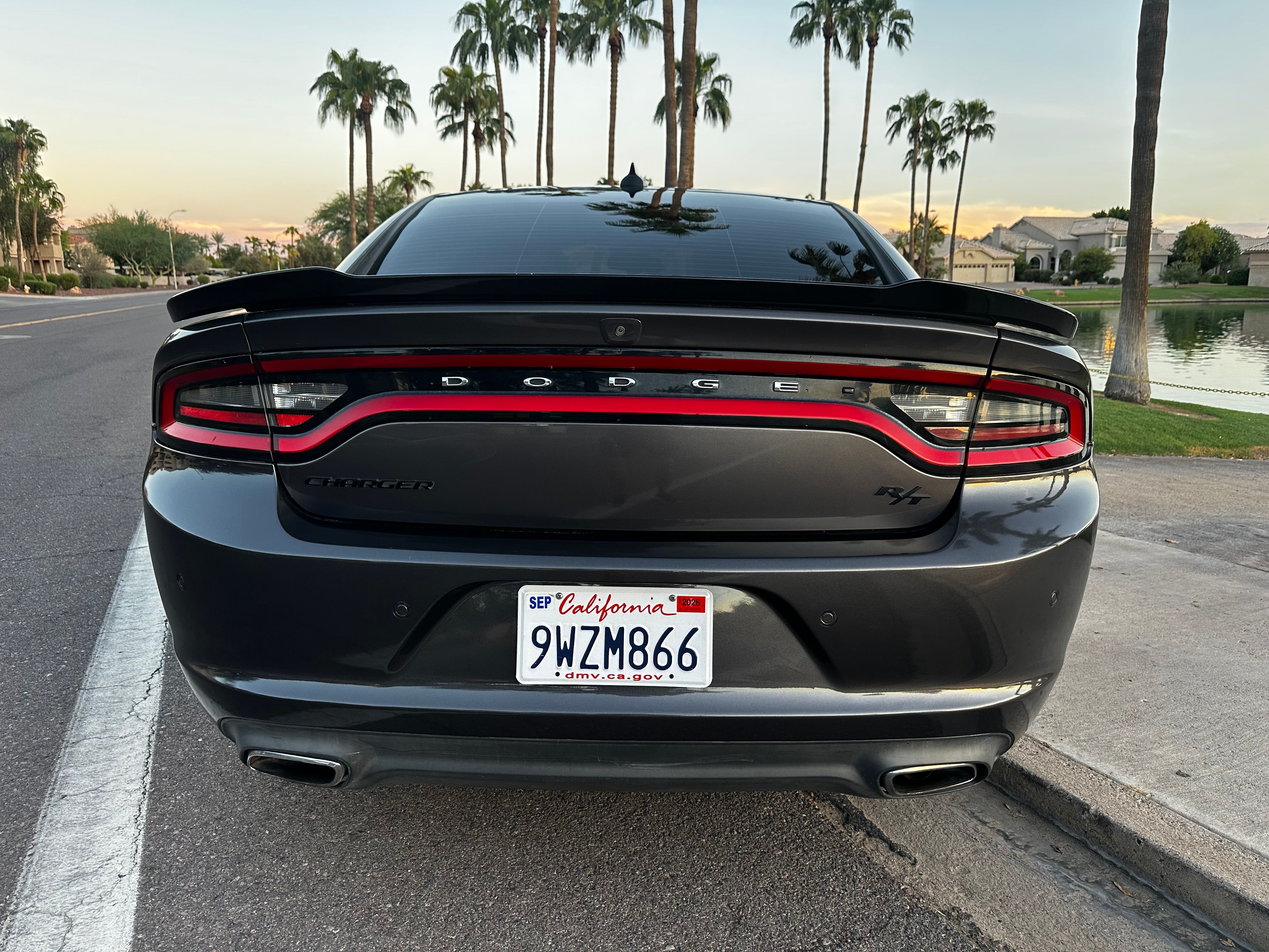 Used 2016 Dodge Charger R/T w/ Navigation & Travel Group RWD image 5