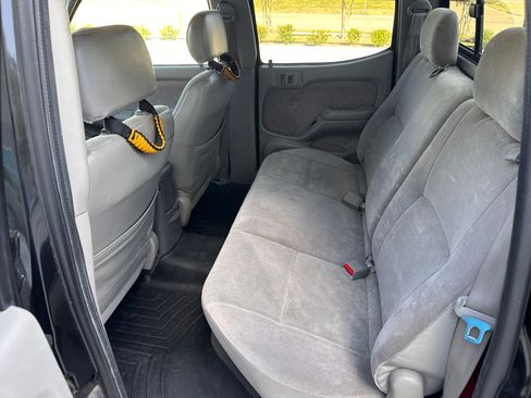Used 2004 Toyota Tacoma 4x4 Double Cab image 12