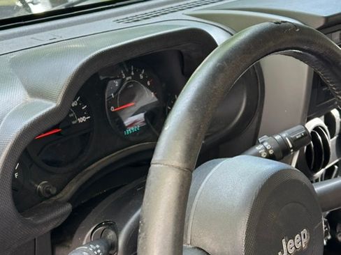 Used 2008 Jeep Wrangler X AWD/4WD image 6