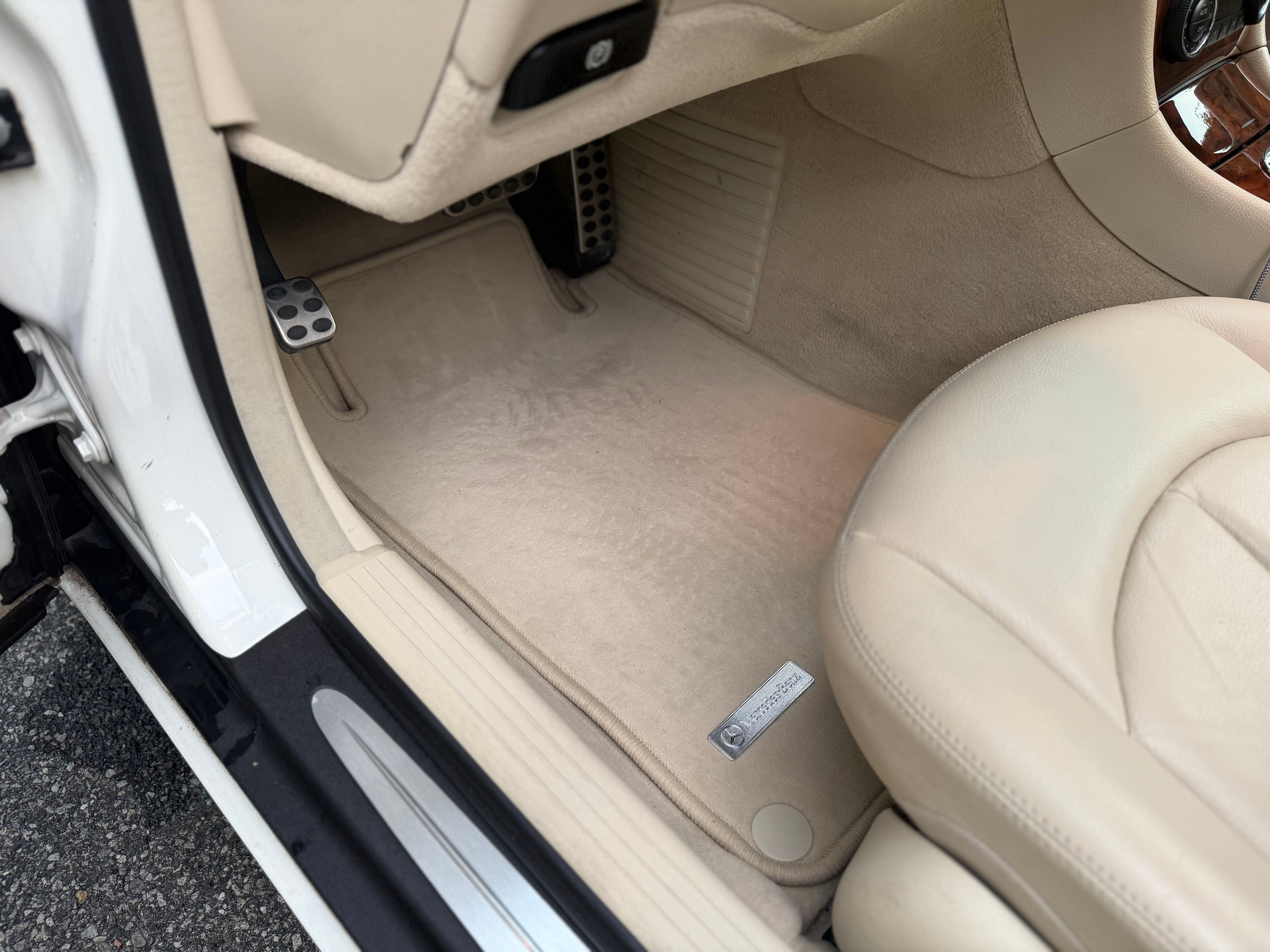 Used 2007 Mercedes-Benz CLK 350 Cabriolet image 24