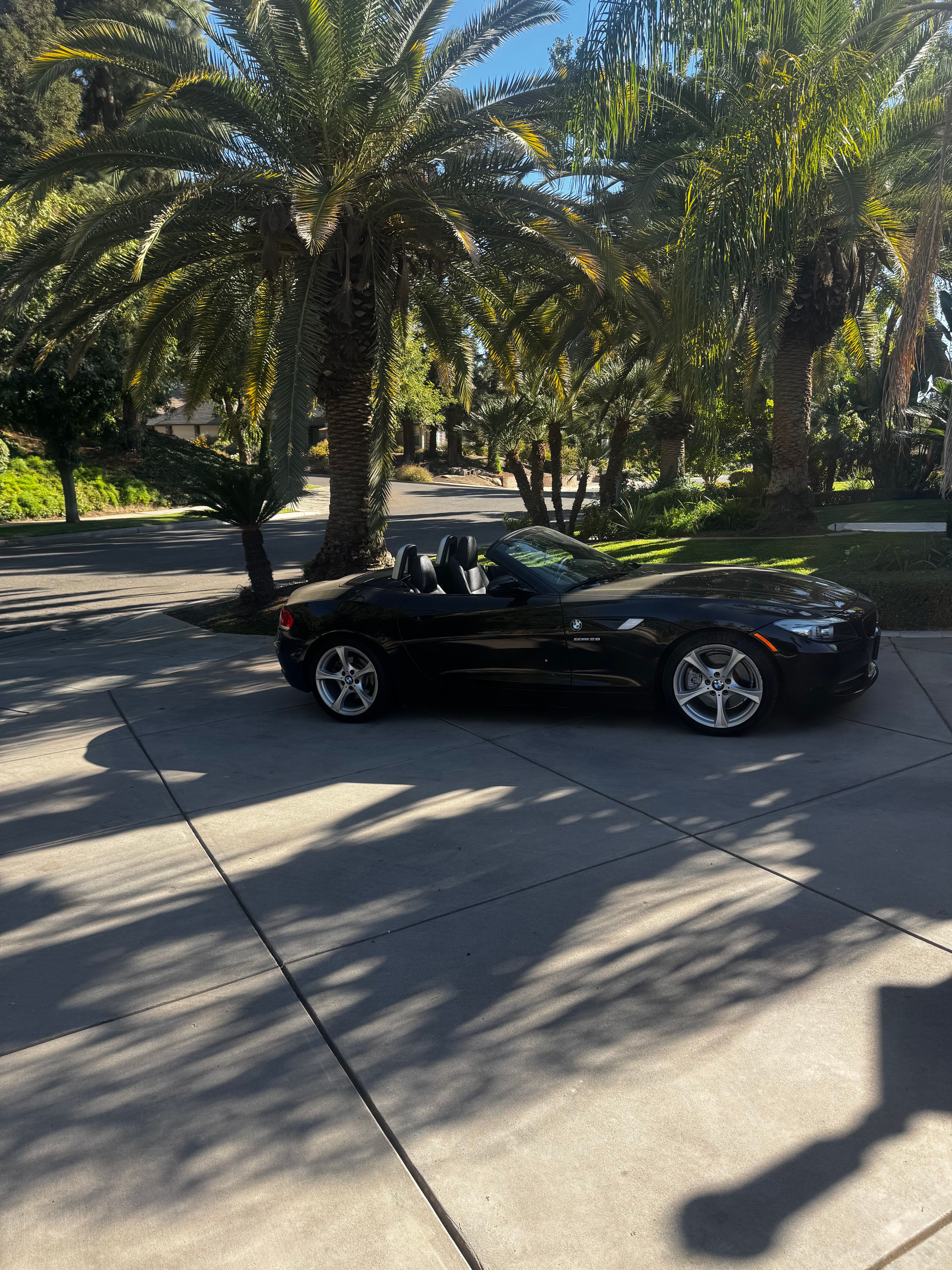 Used 2012 BMW Z4 sDrive28i RWD image 8