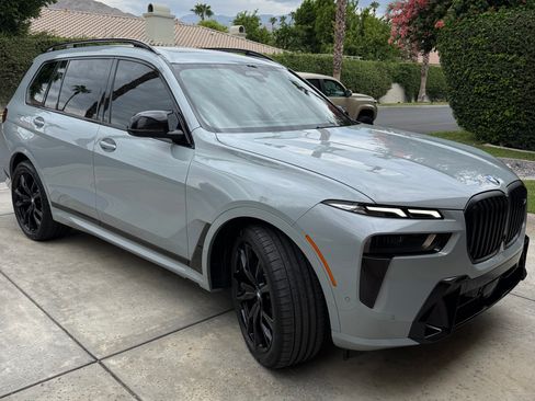 Used 2024 BMW X7 M60i AWD/4WD image 9