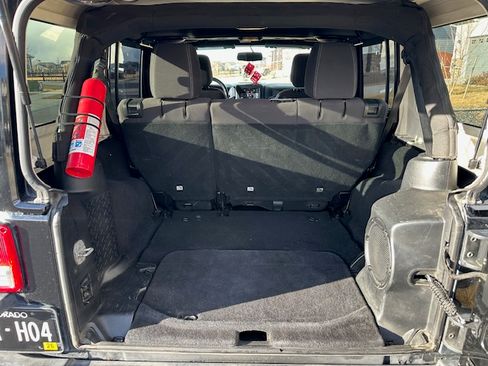 Used 2013 Jeep Wrangler Unlimited Sahara w/ Dual Top Group image 13