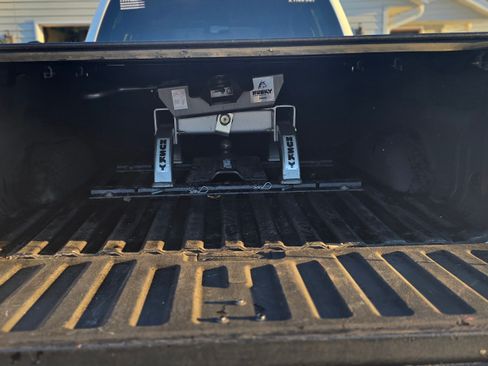 Used 2013 GMC Sierra 2500 SLE w/ SLE Preferred Package image 18