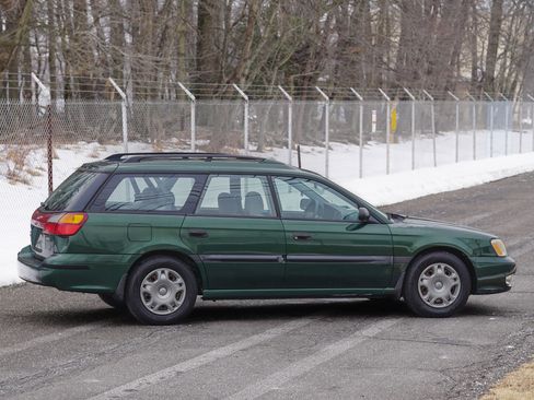 Used 2000 Subaru Legacy L image 13