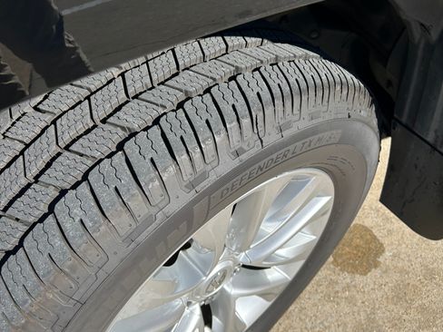 Used 2019 Lexus GX 460 image 11