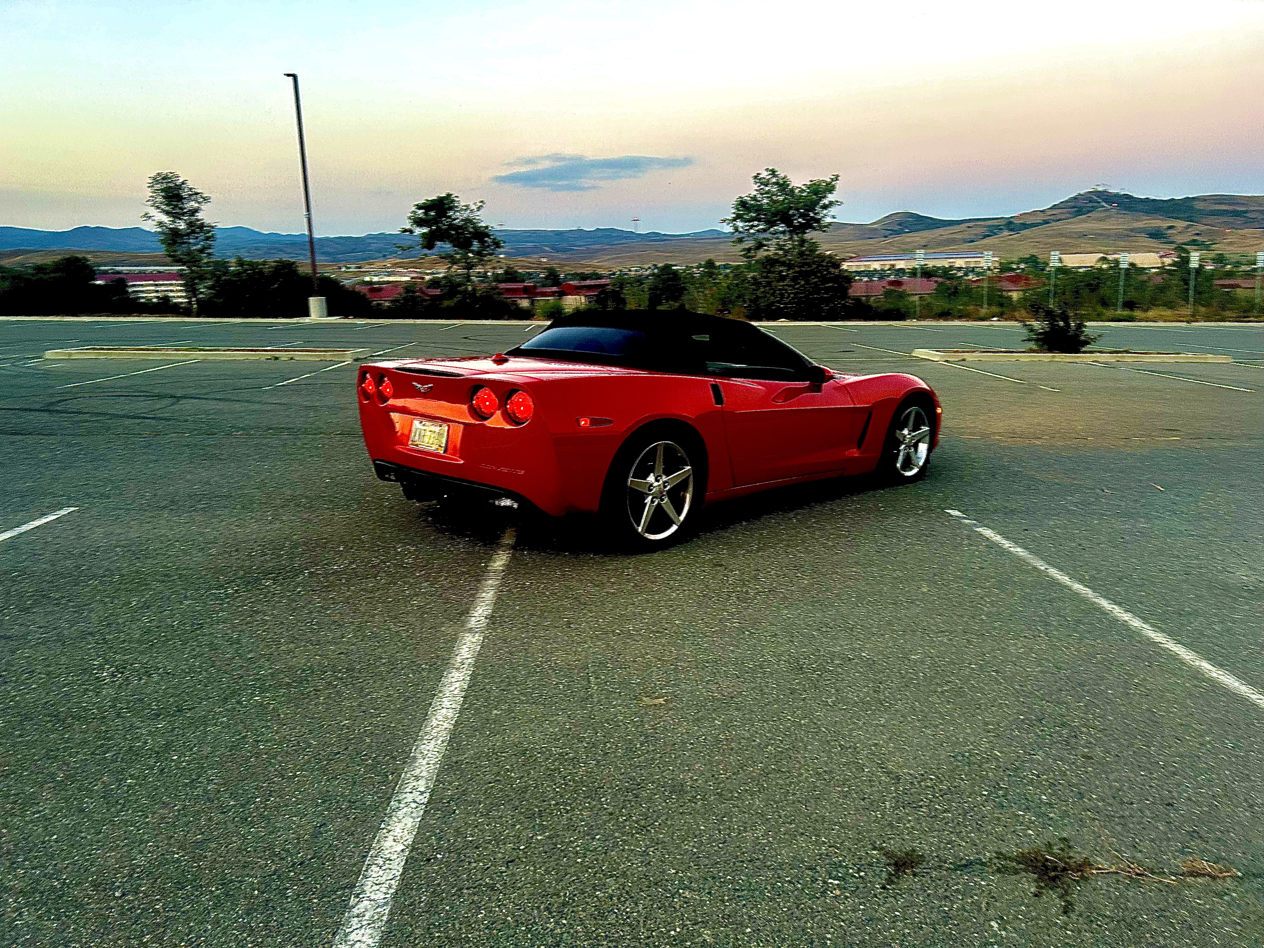 Used 2005 Chevrolet Corvette Convertible w/ Preferred Equipment Group RWD image 1