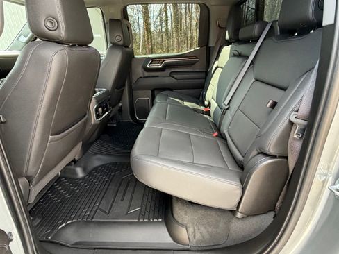 Used 2023 GMC Sierra 1500 Elevation w/ Elevation Premium Package image 19