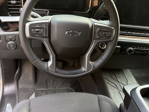 Used 2026 Chevrolet Silverado 1500 RST w/ RST Select Package AWD/4WD image 6
