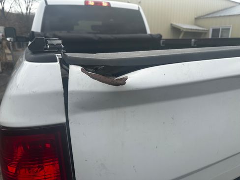 Used 2018 RAM 2500 Tradesman w/ Chrome Appearance Group image 5