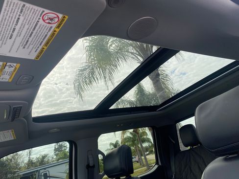 Used 2024 Ford F450 Lariat w/ Lariat Ultimate Package image 8