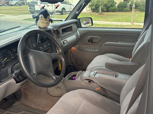 Used 2000 GMC Sierra 3500 2WD Crew Cab w/ SLE Marketing Option Pkg 3 image 6