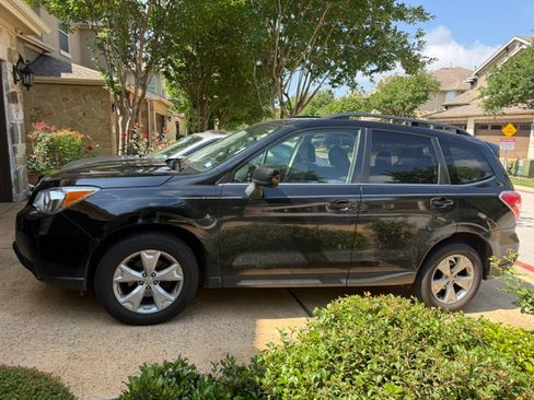 Used 2014 Subaru Forester 2.5i Limited w/ Popular Package #2 AWD/4WD image 4