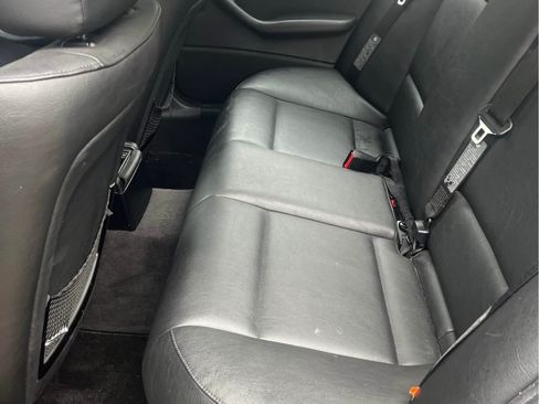 Used 2004 BMW 325i Sedan image 6