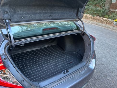 Used 2020 Honda Civic EX image 12