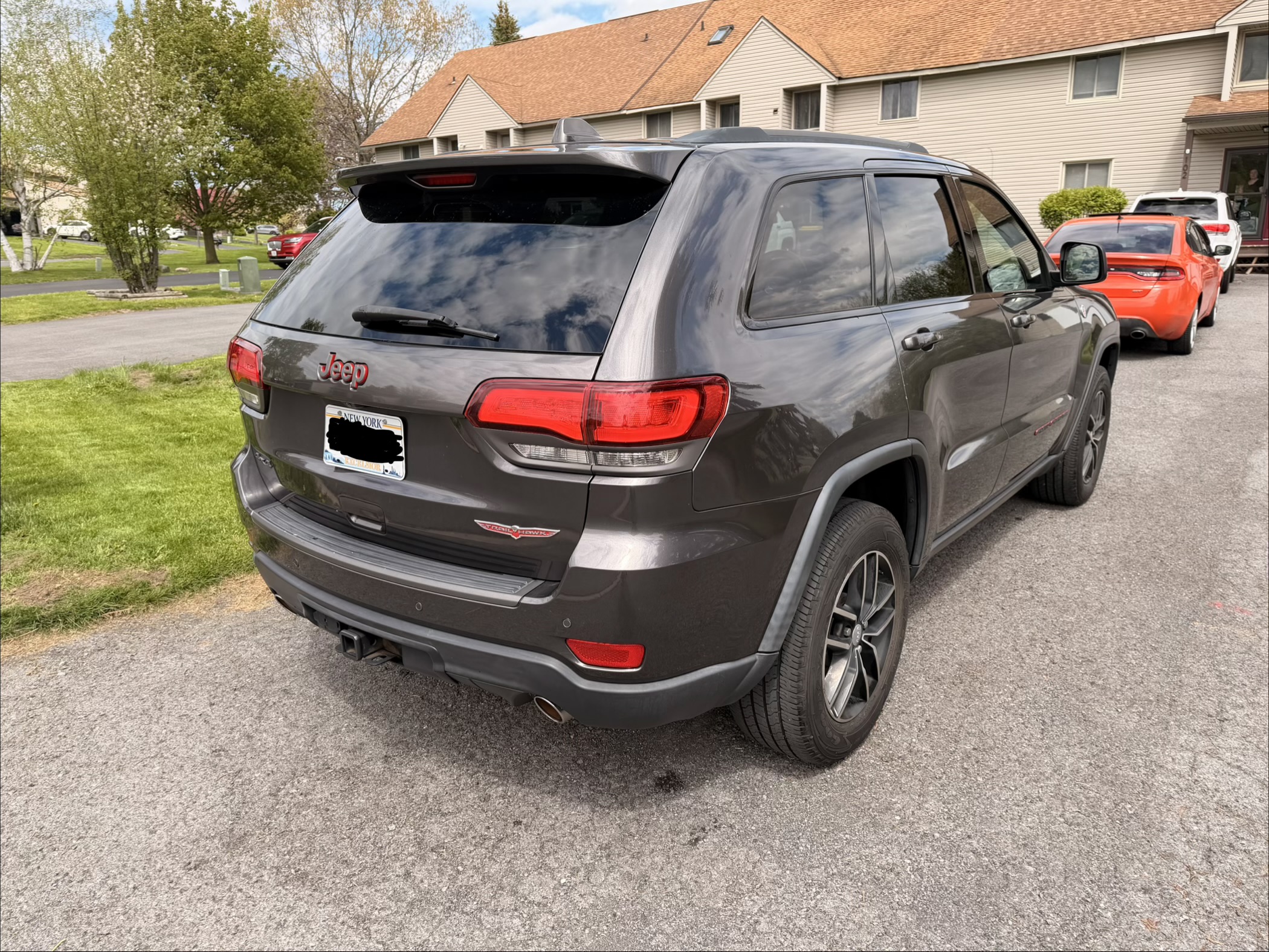 Used 2017 Jeep Grand Cherokee Trailhawk AWD/4WD image 6