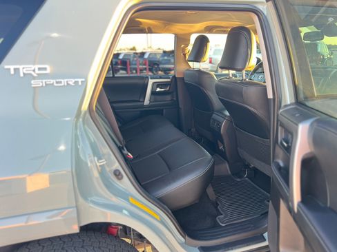 Used 2022 Toyota 4Runner TRD Sport w/ Technology Package image 11