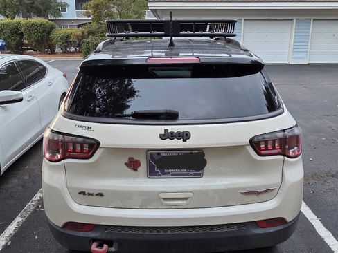 Used 2017 Jeep Compass Trailhawk w/ Leather Interior Group image 8