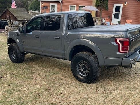 Used 2020 Ford F150 Raptor w/ Equipment Group 802A Luxury image 27