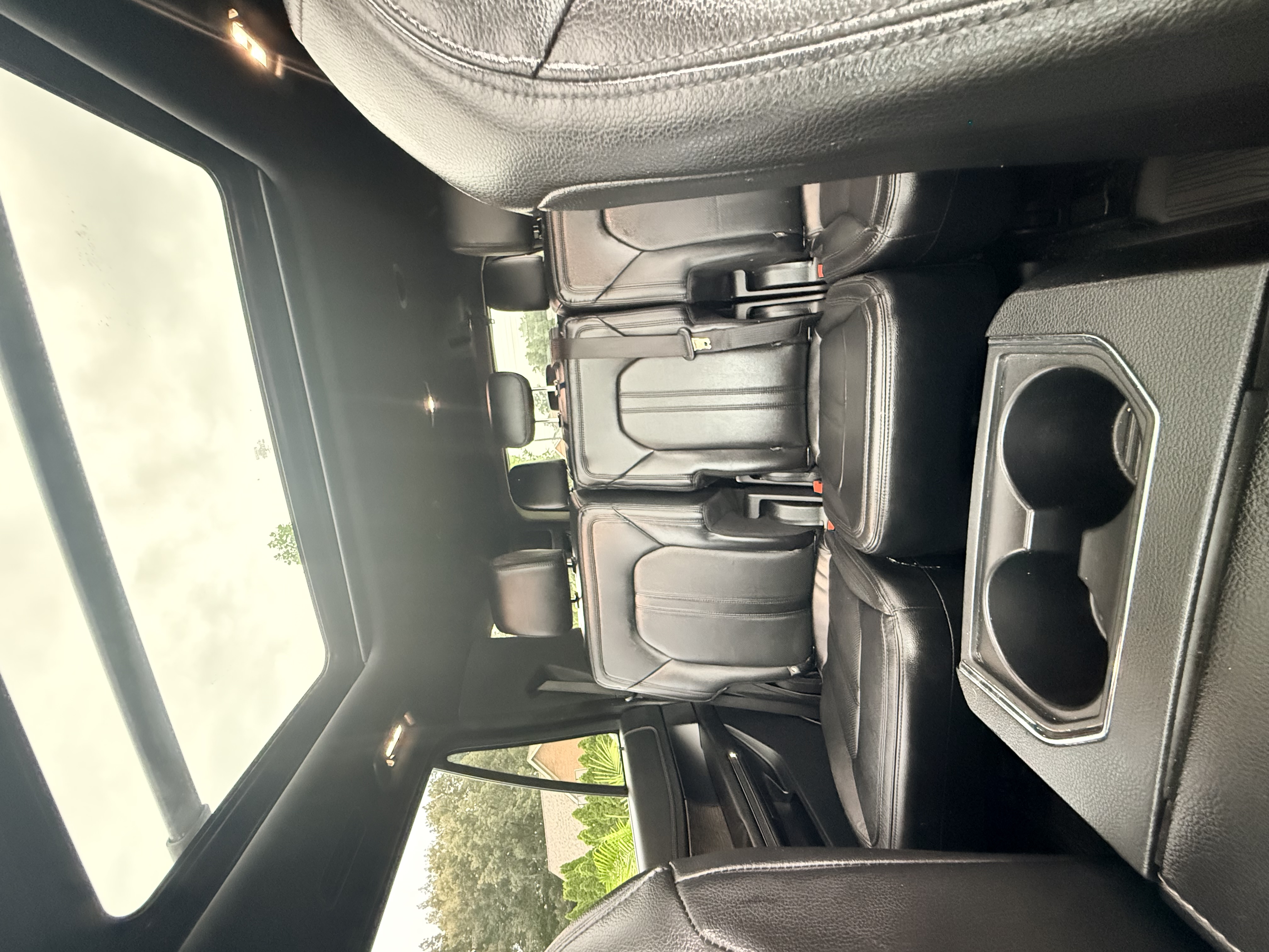 Used 2020 Ford Expedition Limited w/ Equipment Group 302A RWD image 24