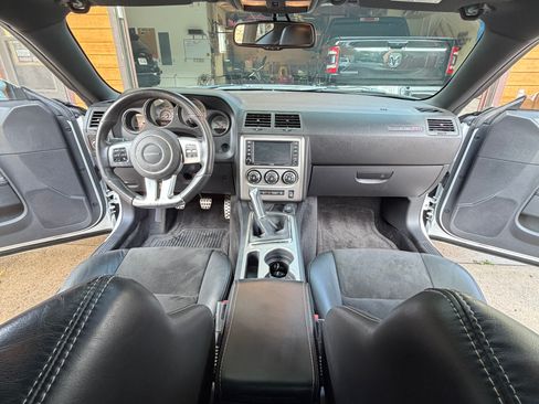 Used 2013 Dodge Challenger SRT8 w/ Harman Kardon Audio Group RWD image 12