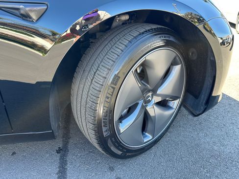 Used 2020 Tesla Model 3 Standard Range Plus image 11