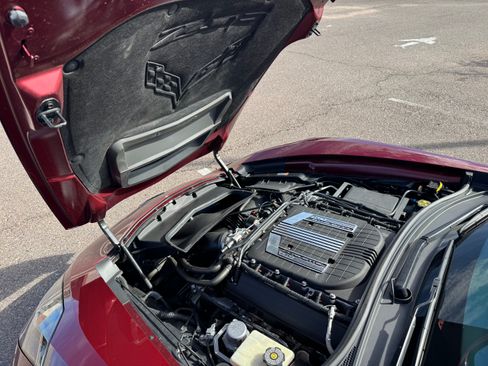 Used 2016 Chevrolet Corvette Z06 w/ 3LZ Preferred Equipment Group image 16