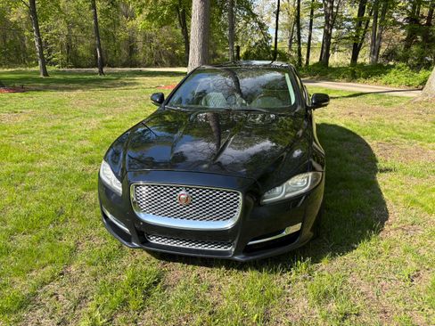 Used 2016 Jaguar XJ L Portfolio AWD/4WD image 5