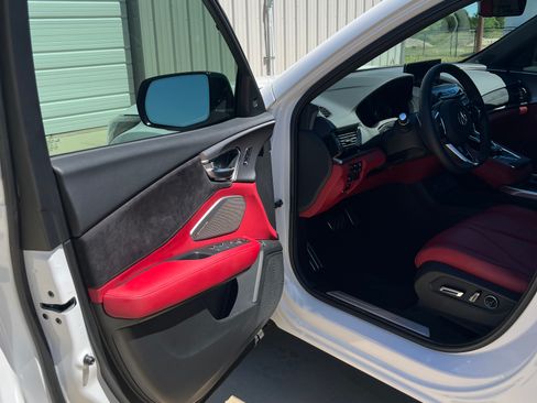 Used 2025 Acura RDX A-Spec image 9