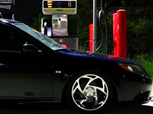 Used 2008 Saab 9-3 2.0T w/ Cold Weather Package image 10