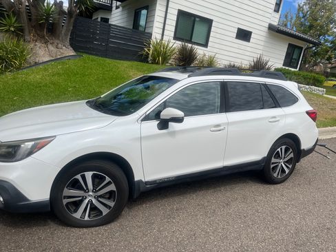 Used 2019 Subaru Outback 2.5i Limited w/ Popular Package #2 AWD/4WD image 1