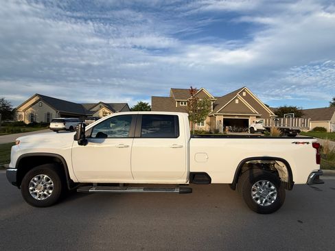 Used 2024 Chevrolet Silverado 3500 LT w/ All Star Edition AWD/4WD image 1
