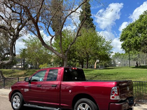 Used 2019 RAM 1500 Express w/ Express Value Package image 6