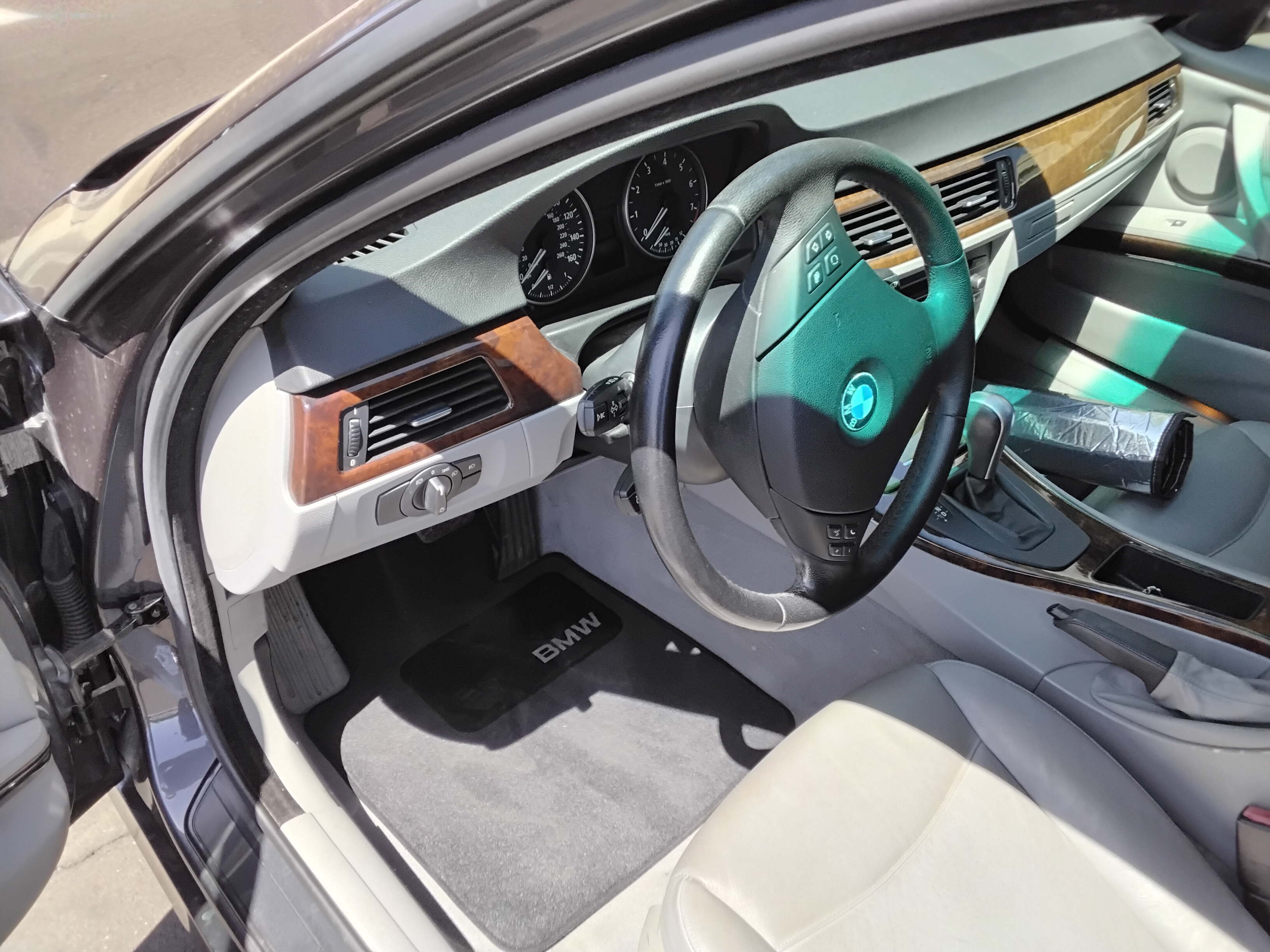 Used 2006 BMW 325i Sedan RWD image 21
