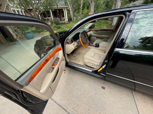 Used 2001 Lexus LS 430 image 10