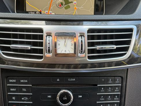 Used 2016 Mercedes-Benz E 350 Sedan image 12