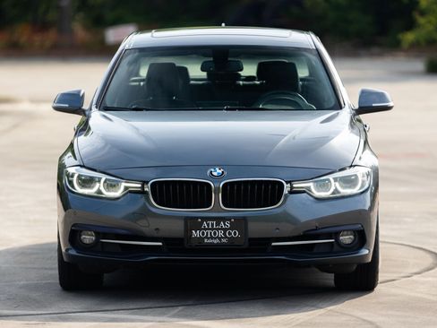 Used 2017 BMW 330i xDrive Sedan w/ Premium Package image 1