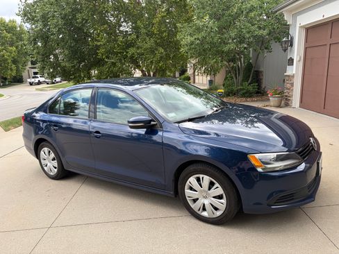 Used 2014 Volkswagen Jetta SE FWD image 6