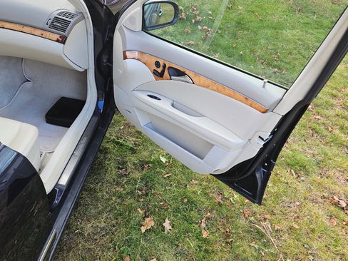 Used 2006 Mercedes-Benz E 350 4MATIC Sedan image 8