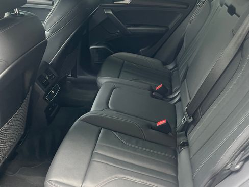 Used 2022 Audi Q5 2.0T Premium Plus AWD/4WD image 9