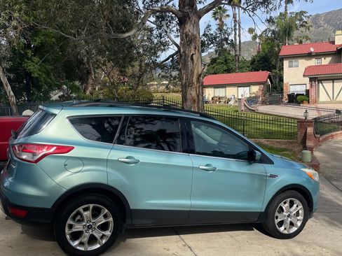 Used 2013 Ford Escape SE image 9