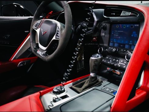 Used 2017 Chevrolet Corvette Z06 image 15