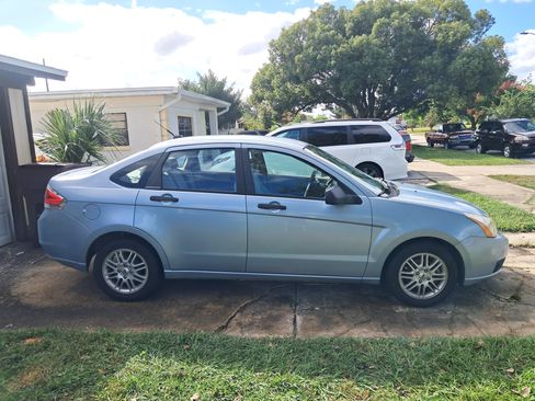 Used 2009 Ford Focus SE image 5