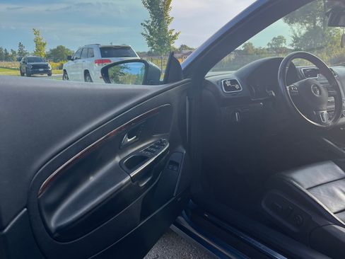 Used 2012 Volkswagen Eos Lux image 5